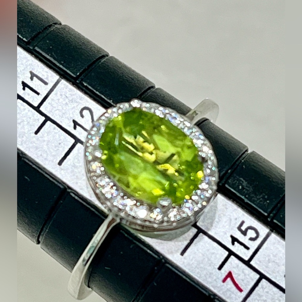 2ct Peridot 14KGP Ring - Picture 2 of 5
